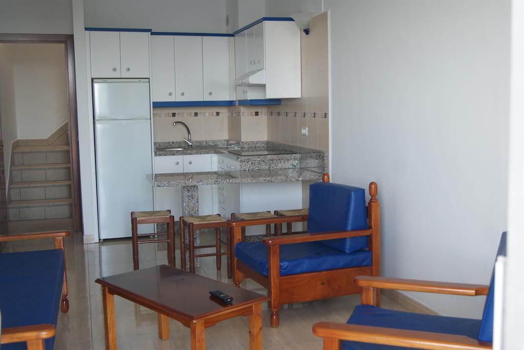 Apartamentos Los Saltos La Restinga Bagian luar foto