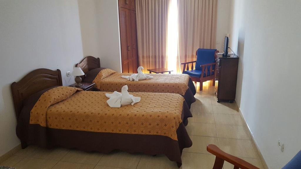 Apartamentos Los Saltos La Restinga Bagian luar foto